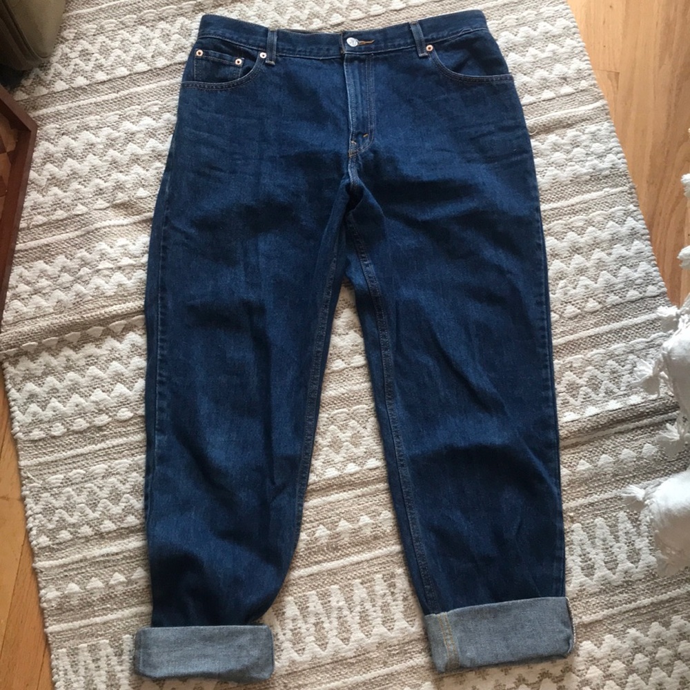 Levi’s mom jeans